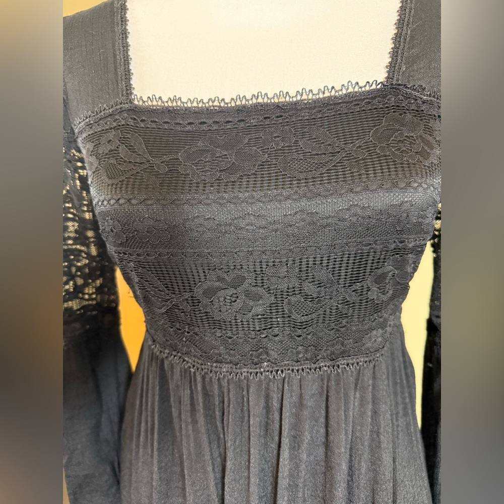 A Byer size 3 black gauze lace cottagecore dress - Picture 5 of 8